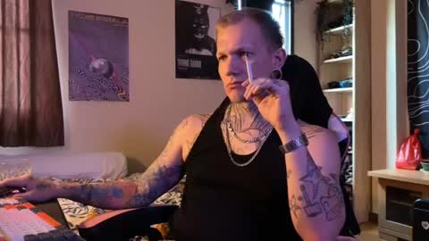 Snapshot of paul_razor chatting on May 2026 03:13:02 AM Paul online show from May 2026 03:13:02 AM