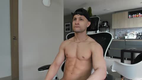 Snapshot of paul_reyborg chatting on September 2025 02:22:02 PM Paul online show from September 2025 02:22:02 PM