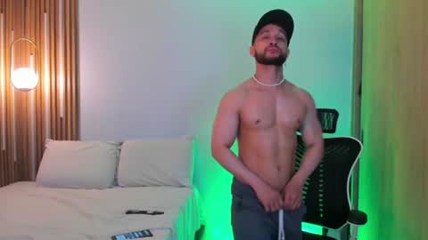 Paul online show from July 2026 02:02:01 AM