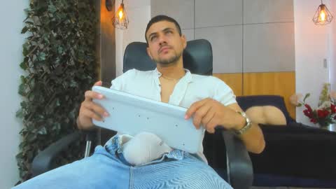 Paul Rivera online show from September 2025 06:18:02 PM