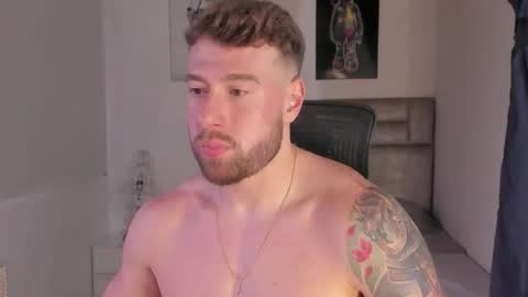 PAUL ROGER online show from March 2026 10:35:01 PM