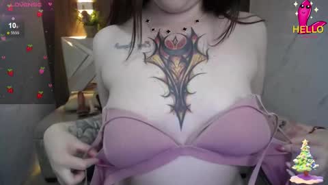 Paula online show from December 2025 12:55:01 PM