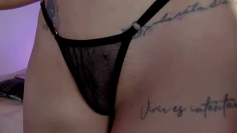 Snapshot of paula_perez07 chatting on January 2025 06:12:01 AM Paula perez - online show from January 2025 06:12:01 AM