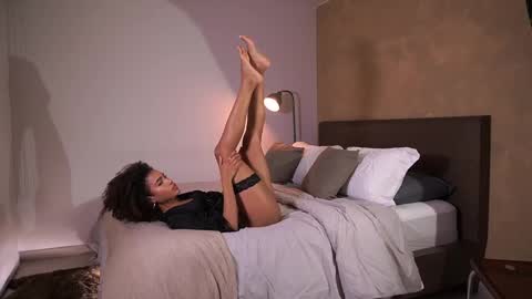 Paula online show from March 2025 03:53:02 AM