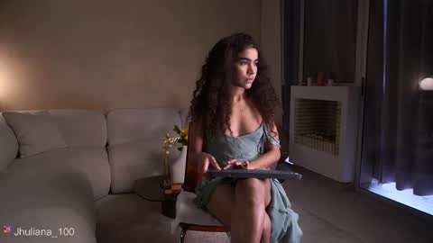 Paula online show from January 2026 08:25:02 PM