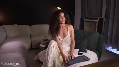 Paula online show from July 2026 09:30:01 PM