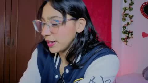 Paula  online show from May 2026 06:09:02 AM