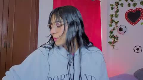Paula  online show from July 2026 07:39:01 PM