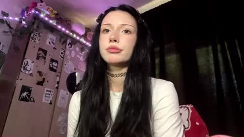 Mia online show from July 2026 06:20:01 AM