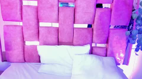 paulette_dupont_ online show from September 2025 03:01:01 AM