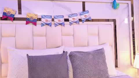 Paulina  online show from July 2026 07:07:01 PM