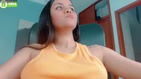 Snapshot of paulina_doll_ chatting on March 2025 10:42:01 PM Paulina online show from March 2025 10:42:01 PM