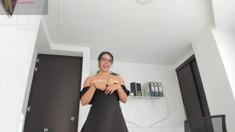 paulina online show from July 2026 07:31:01 PM