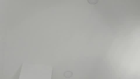 Snapshot of paulina_lux chatting on February 2026 01:32:02 PM paulina lux online show from February 2026 01:32:02 PM