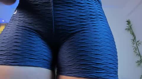 Paulina  online show from October 2025 12:26:01 PM