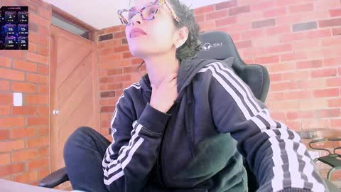 Paulina online show from December 2024 12:15:02 AM