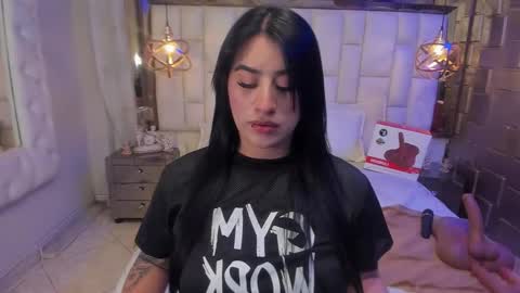 Snapshot of paulinabelen21 chatting on March 2026 04:18:01 AM paulinabelen21 online show from March 2026 04:18:01 AM