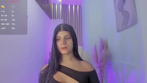 Paulina Belle online show from October 2025 12:44:02 PM