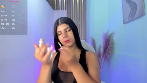 Paulina Belle online show from October 2025 12:13:02 PM