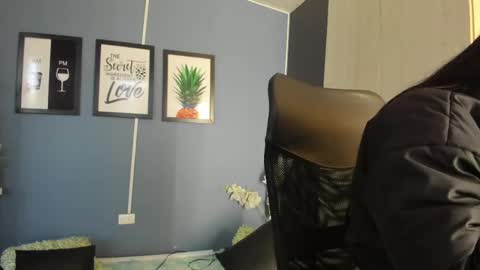 Paulina online show from April 2026 12:18:01 PM