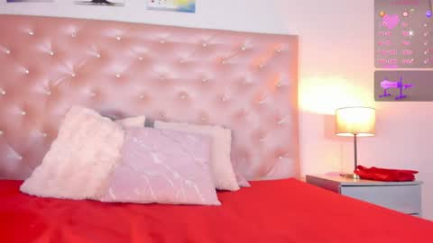 PaulinaSaennz online show from June 2026 01:43:01 PM