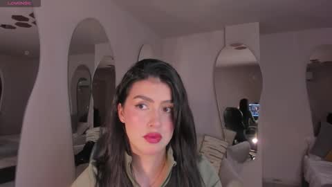 Paulina Santos  online show from September 2025 07:35:01 PM