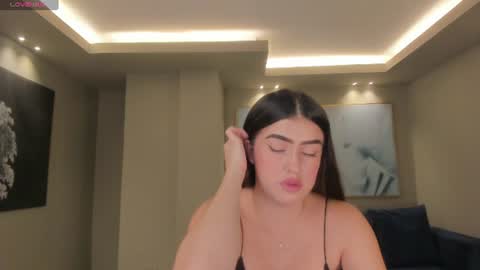 Paulina Santos  online show from July 2026 08:34:02 PM