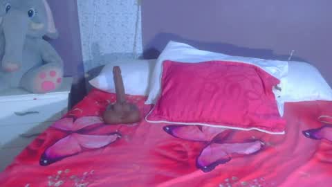 paulina online show from June 2026 07:14:02 PM