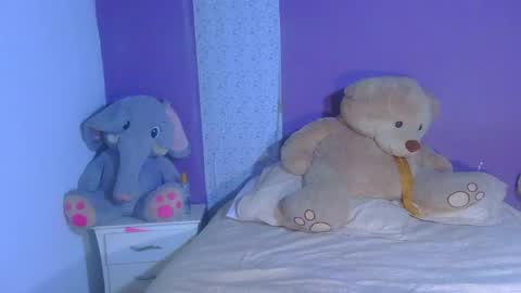 paulina online show from June 2026 07:07:01 PM