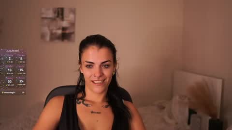 Pauline online show from July 2026 08:23:01 AM