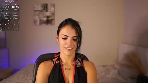 Pauline online show from July 2026 02:02:01 PM