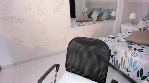 Pauline online show from June 2026 02:03:02 AM
