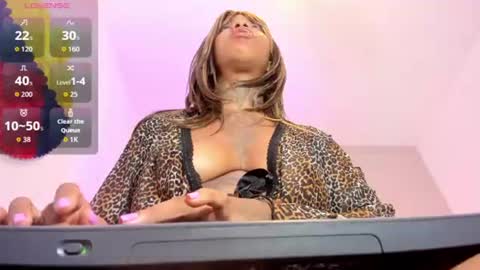 Pauline online show from July 2026 02:42:02 PM
