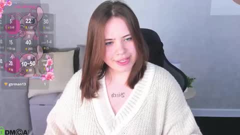 Snapshot of pauline_moore chatting on October 2025 09:21:01 AM Erica online show from October 2025 09:21:01 AM