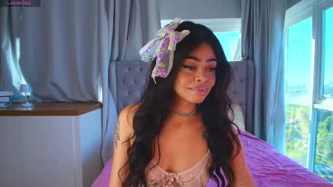 paulinne_clark online show from March 2026 07:25:01 PM