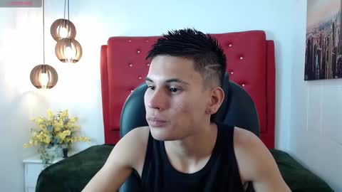 Snapshot of paullcb chatting on February 2026 03:21:01 AM paull online show from February 2026 03:21:01 AM