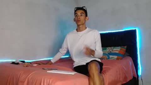 Snapshot of paulosex12 chatting on October 2025 11:59:01 PM paulosex12 online show from October 2025 11:59:01 PM