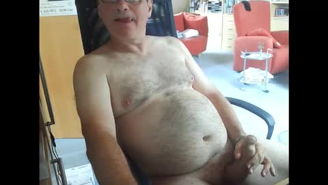 Snapshot of pavlovsdog2006 chatting on September 2025 08:50:01 AM Pavlov aka Peter online show from September 2025 08:50:01 AM