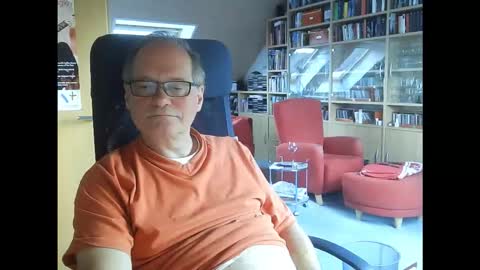 Snapshot of pavlovsdog2006 chatting on March 2026 09:15:01 AM Pavlov aka Peter online show from March 2026 09:15:01 AM