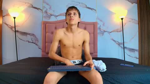 pavo_tv online show from July 2026 11:28:01 AM
