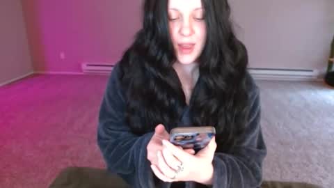 Mommy V online show from March 2026 04:02:01 PM