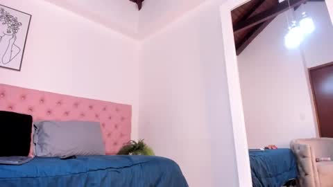 PaytonFerrara online show from November 2025 04:24:01 AM