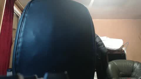 Snapshot of pc8474408 chatting on November 2025 11:22:01 AM pc8474408 online show from November 2025 11:22:01 AM