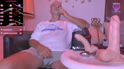 Marc online show from October 2025 04:35:02 AM