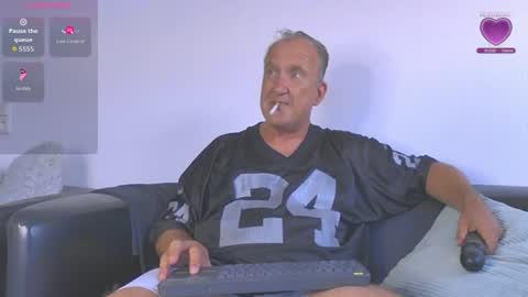 Snapshot of peacetous chatting on June 2026 07:36:02 PM Marc online show from June 2026 07:36:02 PM