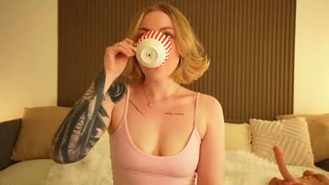 Kristina online show from July 2026 01:26:01 PM