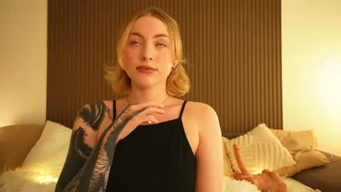 Kristina online show from July 2026 01:53:01 PM