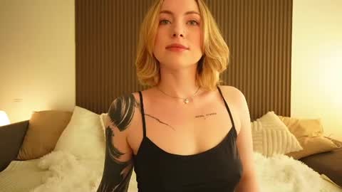 Kristina online show from July 2026 02:13:01 PM