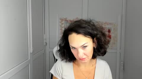 Christina online show from July 2026 12:25:02 PM