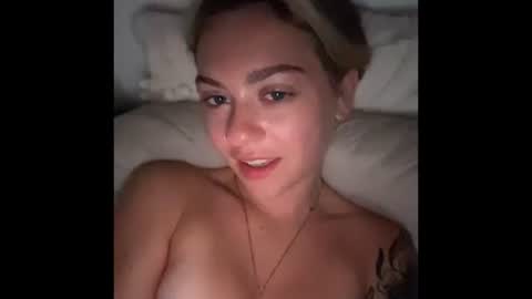 peachesncreampiezz online show from July 2026 04:49:01 AM